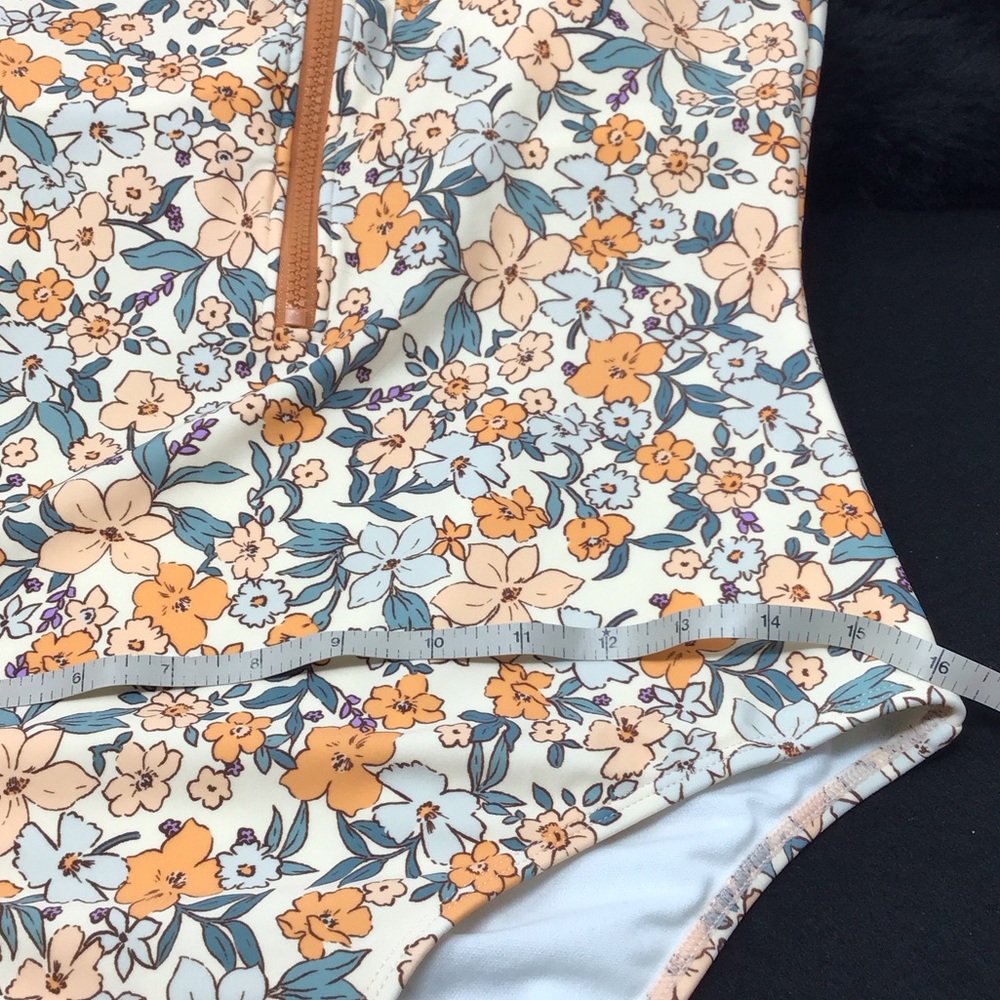 NWT Cupshe Floral One Piece Swimsuit - Orange and Cream size M - Picture 7 of 7